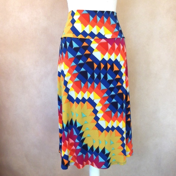 LuLaRoe Dresses & Skirts - LulaRoe Bright Geo Print Azure Skirt 3XL